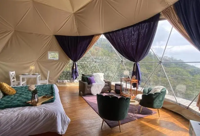 ホテル Féliza Rainforest Domes