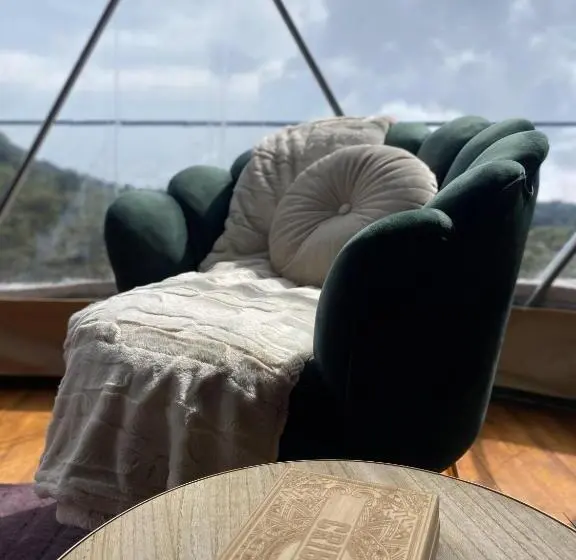 ホテル Féliza Rainforest Domes