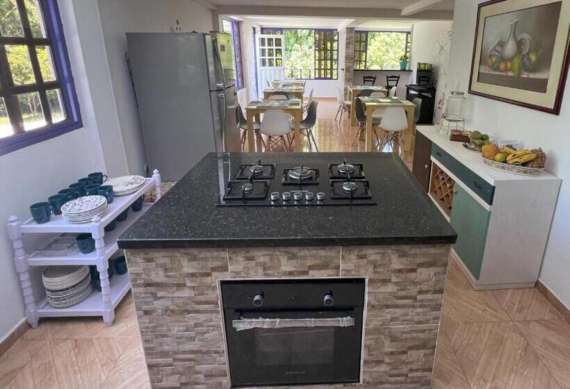 Nuevo Hotel Morada En El Centro Del Eje Cafetero