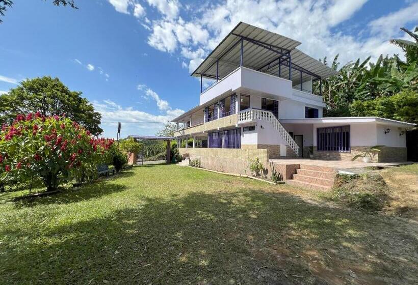 Nuevo Hotel Morada En El Centro Del Eje Cafetero