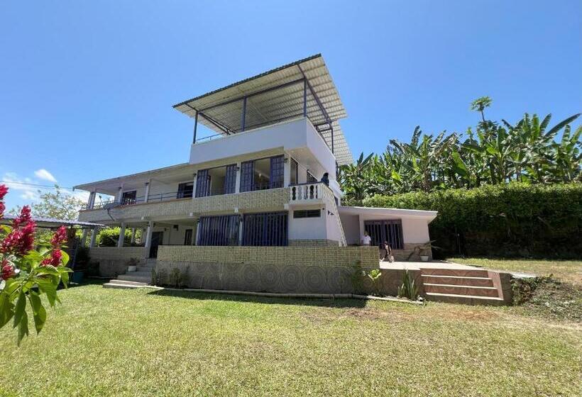 Nuevo Hotel Morada En El Centro Del Eje Cafetero