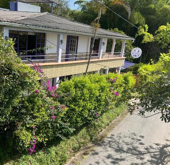 Nuevo Hotel Morada En El Centro Del Eje Cafetero