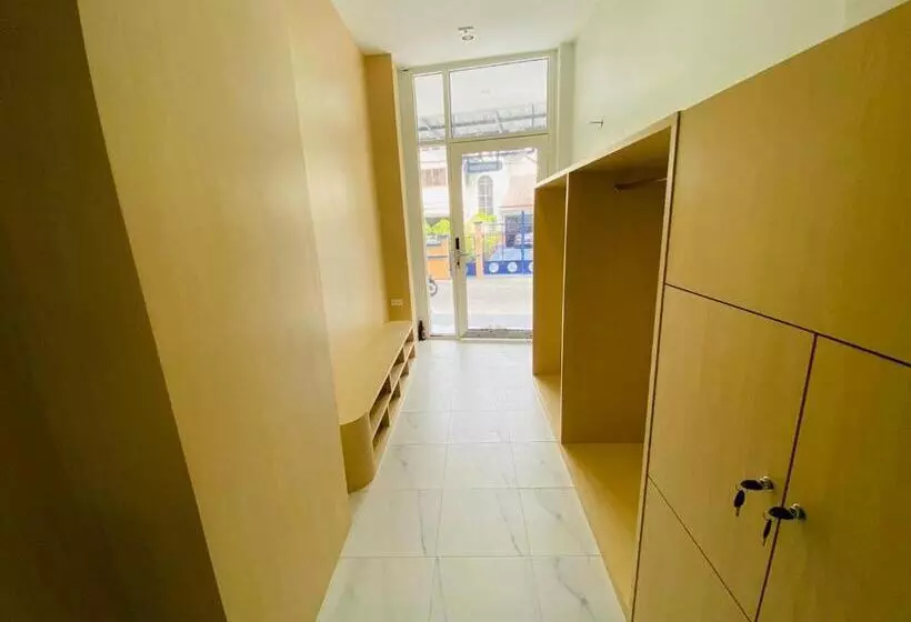 Mellowdee Female Hostel เมลโลดี โฮสเทลหญิง 女旅社