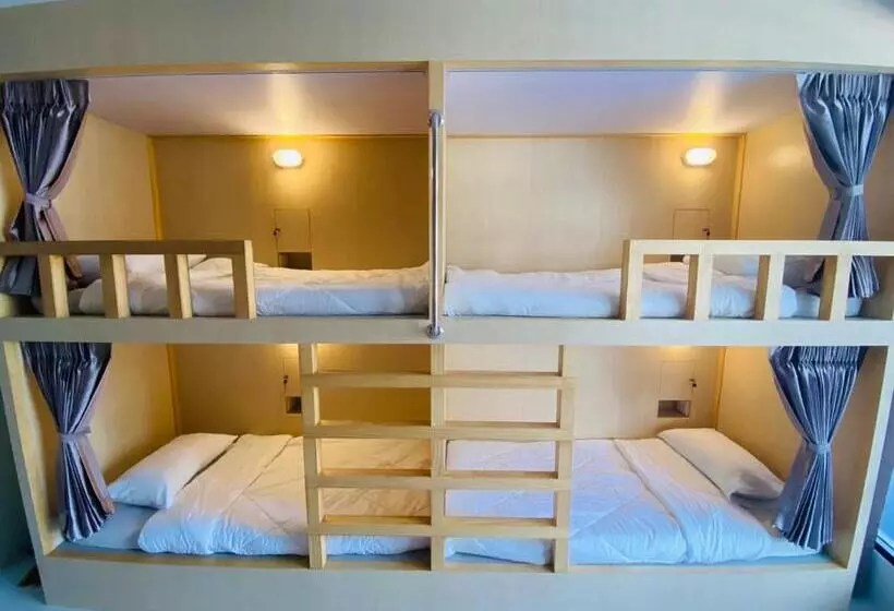 Mellowdee Female Hostel เมลโลดี โฮสเทลหญิง 女旅社