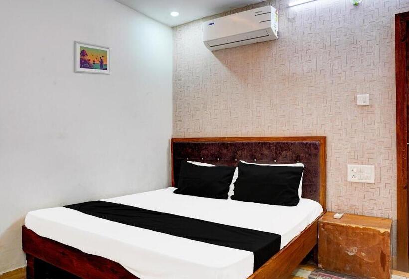 Oyo Shyam Palace Hotel And Restaurant