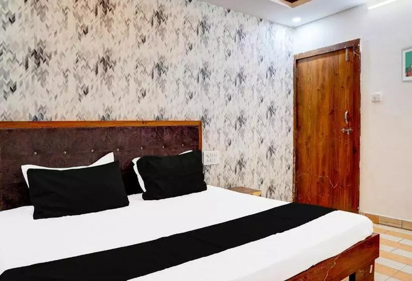 Oyo Shyam Palace Hotel And Restaurant