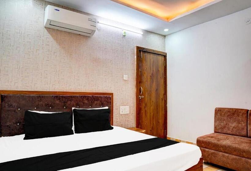 Oyo Shyam Palace Hotel And Restaurant