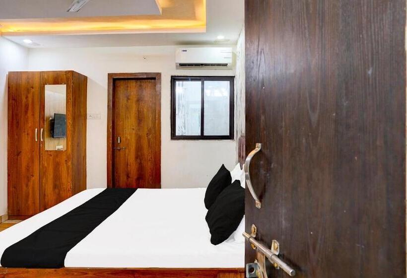 Oyo Shyam Palace Hotel And Restaurant