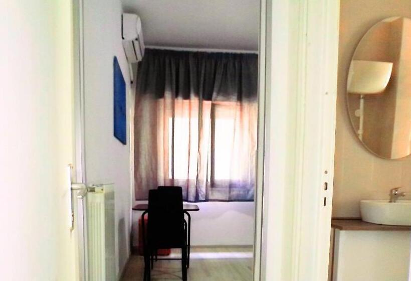 פנסיון Soverato Sweet Home Picasso