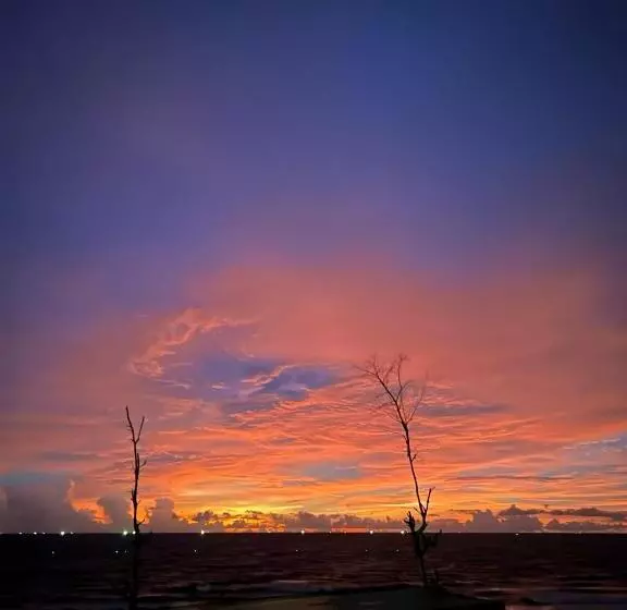 پانسیون Sunset Homestay Phú Quốc Phòng Family