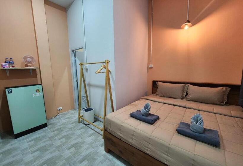 بنسيون Up To Gu Station