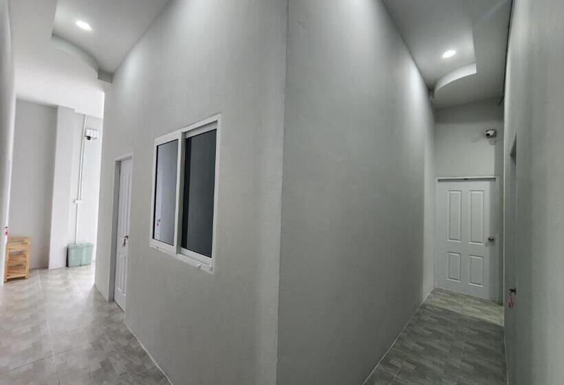 بنسيون Up To Gu Station