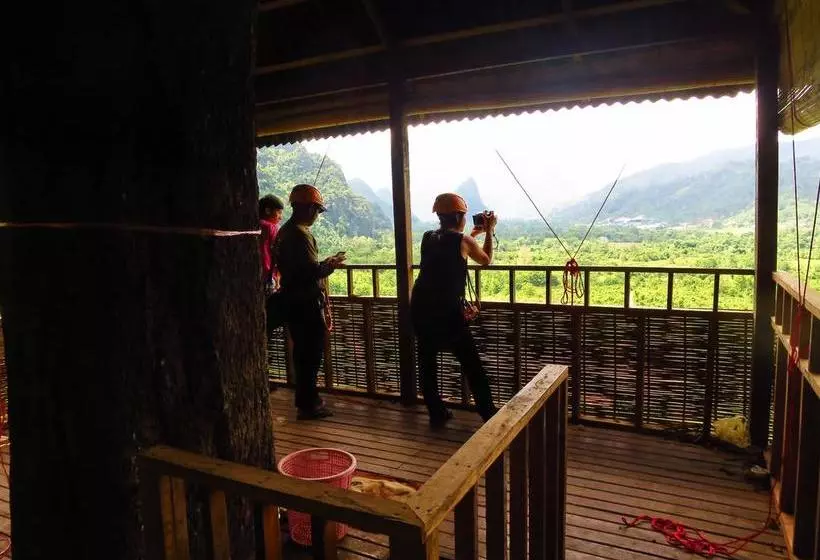 ユースホステル Elephant Adventure Village Tree House
