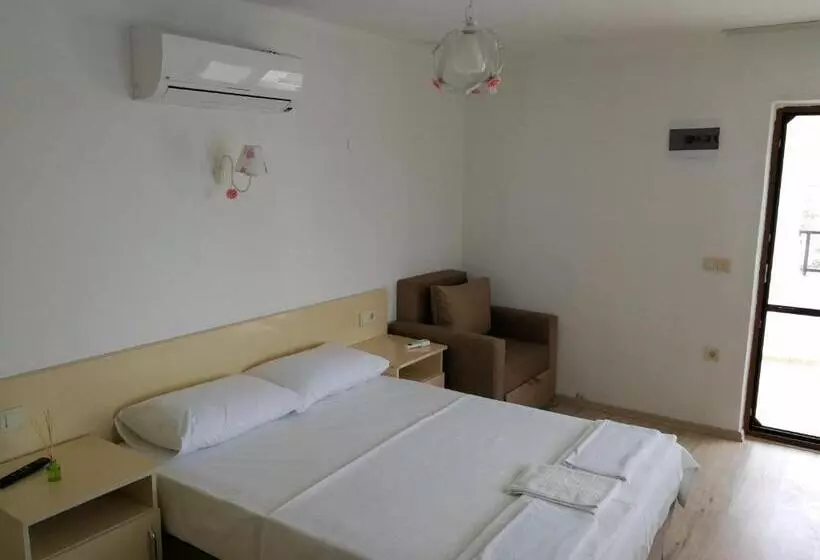 ベッドアンドブレックファースト Kaymak Tepesi Tatil Evi