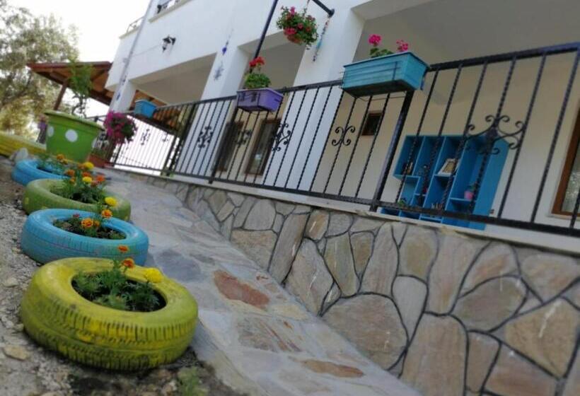 Bed and Breakfast Kaymak Tepesi Tatil Evi