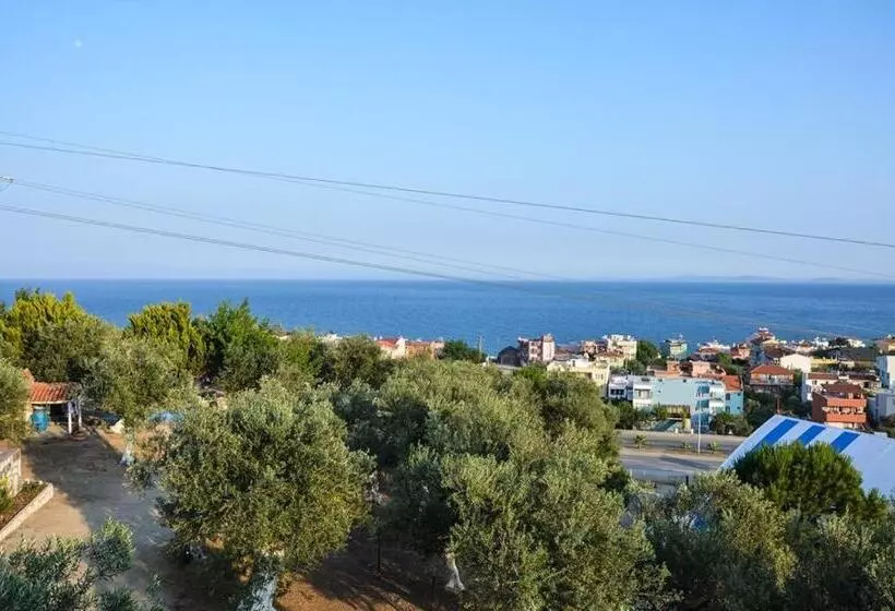 ベッドアンドブレックファースト Kaymak Tepesi Tatil Evi