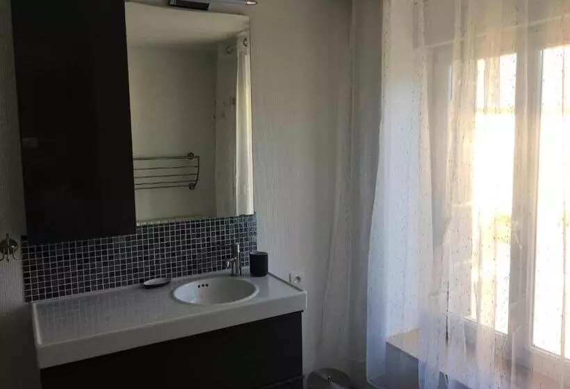 ベッドアンドブレックファースト Les Chambres De La Métairie Du Dick