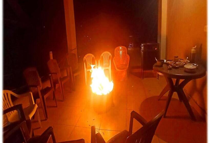 ベッドアンドブレックファースト Star View Cottage