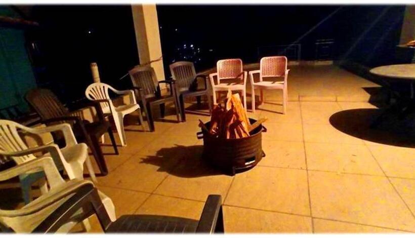 ベッドアンドブレックファースト Star View Cottage