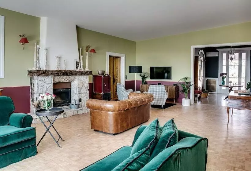 Aamiaismajoitus (B&B) Villa De Donatis Charming Guest House
