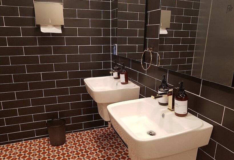 Hostel Single Single