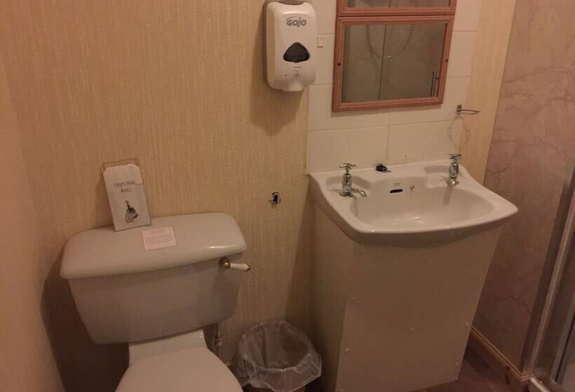 בית מלון כפרי Belgrave Arms