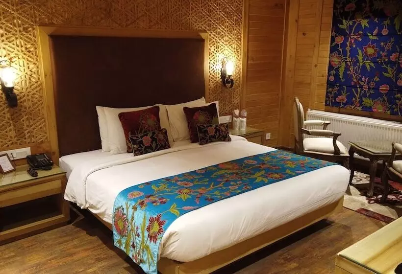 Hotelli Kolahoi Green Heights, Gulmarg