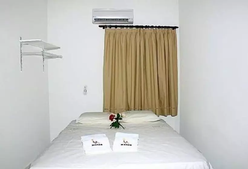 Hotelli Manoa