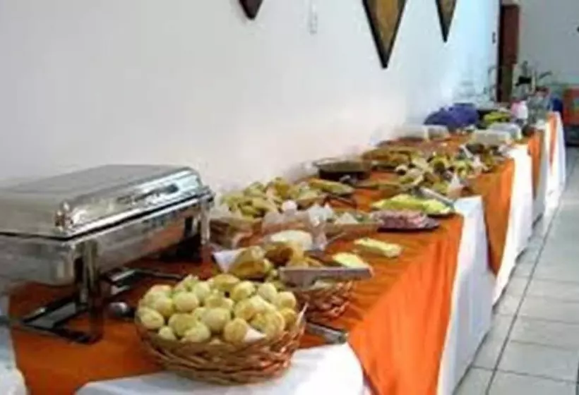 Hotelli Manoa