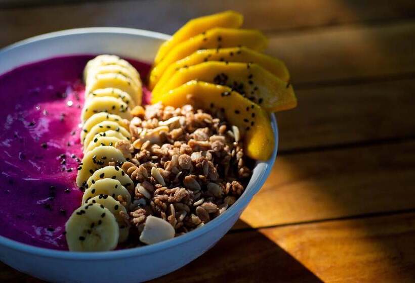 هتل Nanas Homestay Bungalow