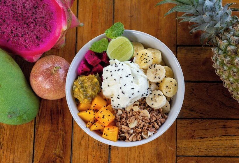 هتل Nanas Homestay Bungalow