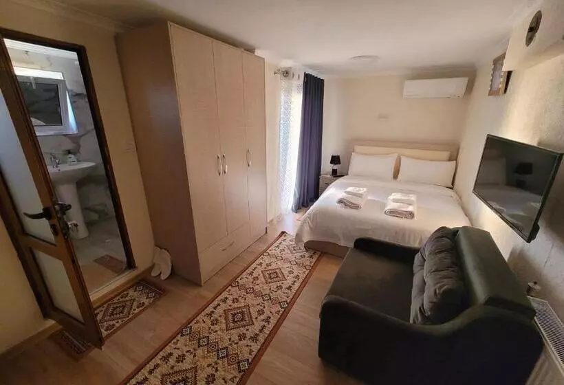 هتل Vila Lika