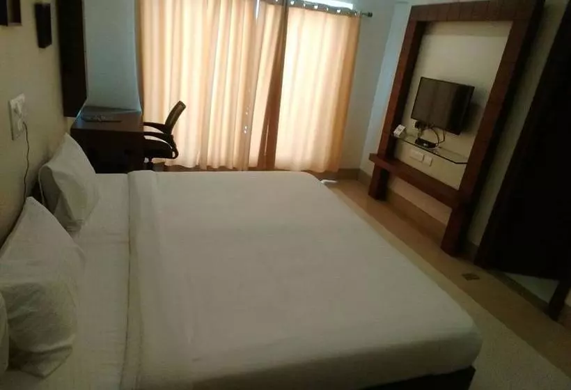 Fabhotel Zineb