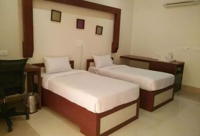 Fabhotel Zineb