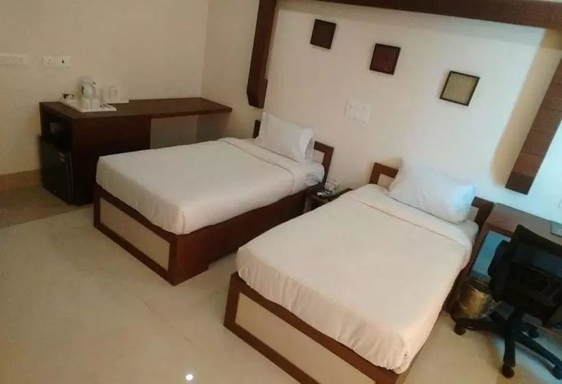 Fabhotel Zineb
