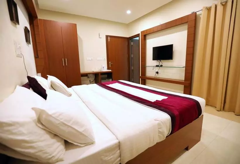 Fabhotel Zineb