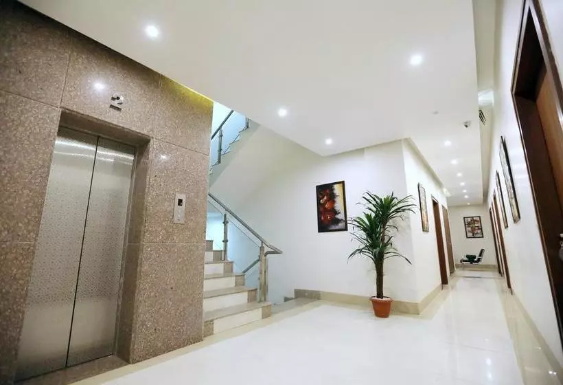 Fabhotel Zineb