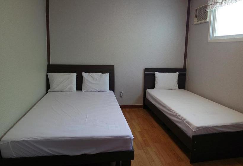 汽车旅馆  Sorak Garden Resortel