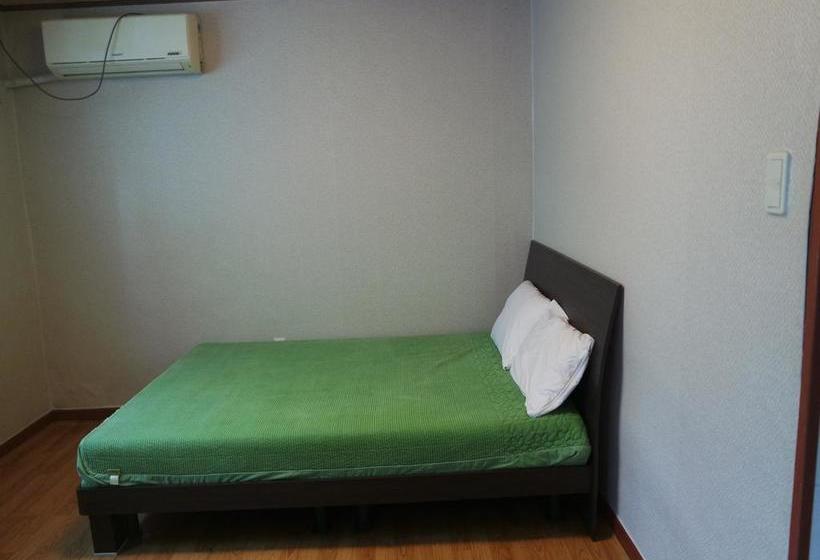 汽车旅馆  Sorak Garden Resortel