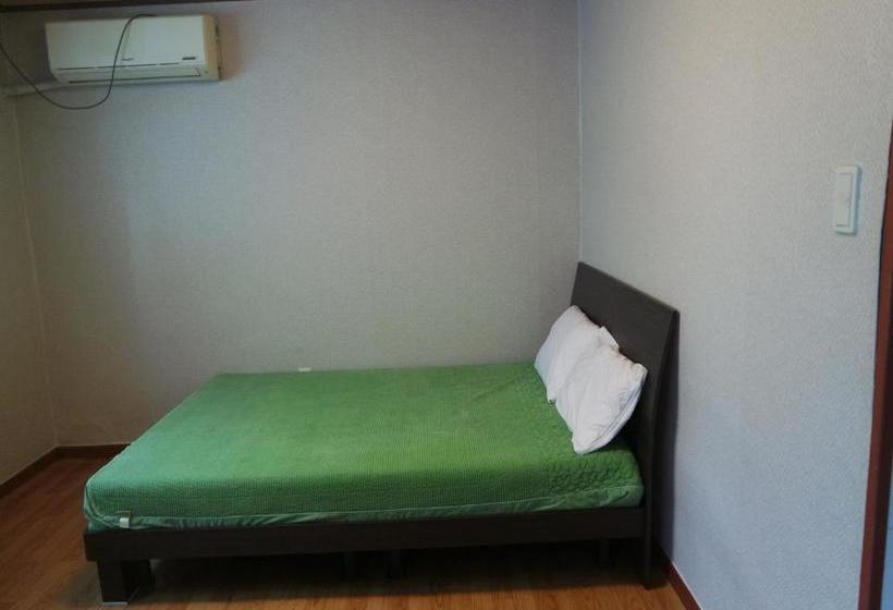 汽车旅馆  Sorak Garden Resortel