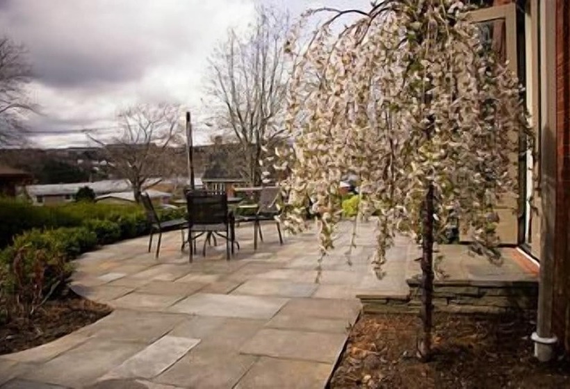 The Pebble Bed And Breakfast