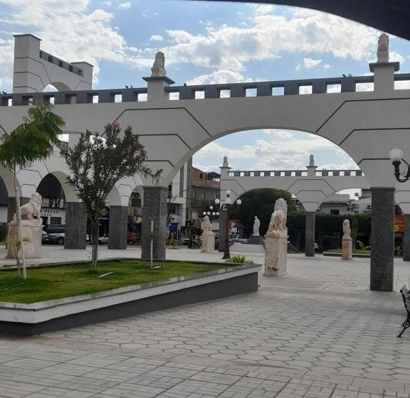 Общежитие Pousada Lindaura