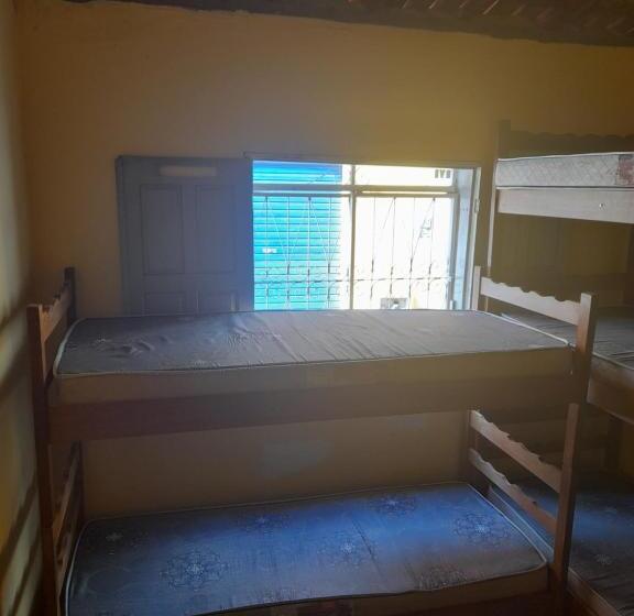 Общежитие Pousada Lindaura