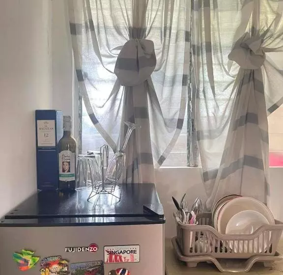 ユースホステル Cozy 2 Bedroom Family House Near Clark & Angeles City