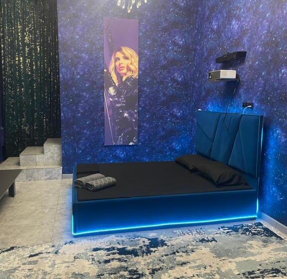 هتل Cinema Almaty