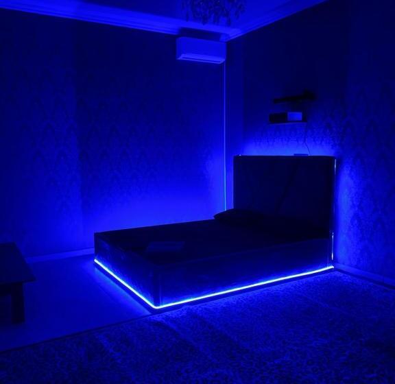 هتل Cinema Almaty