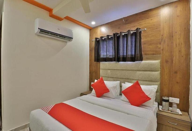 ホテル Shiv Villa