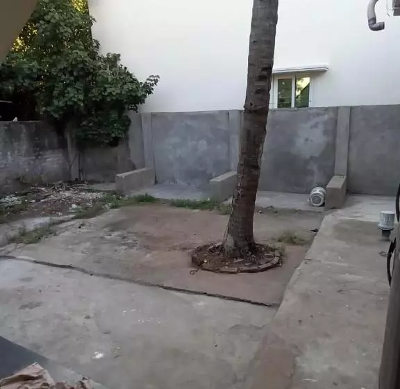 La Valentine Solo Hostel