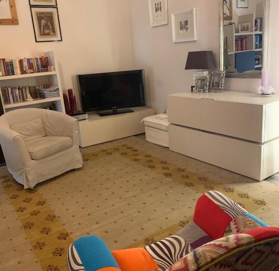 פנסיון Casa Cristalli