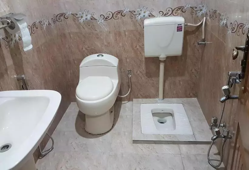 پانسیون Daytoday House   Near To Islamabad International Airport